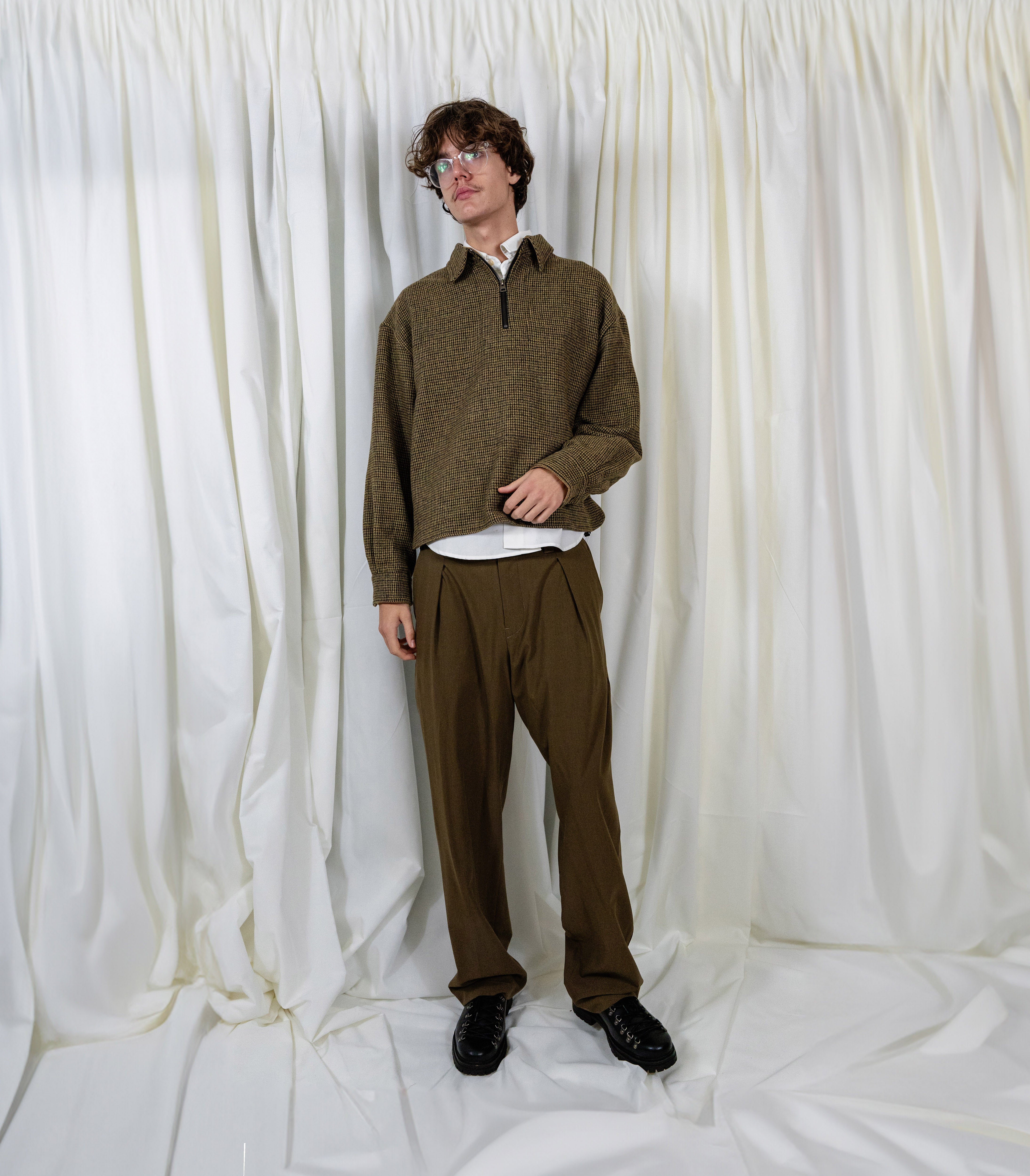 Japanese Wool Top with Houndstooth fabric and front zip in boxy fit - Frontview